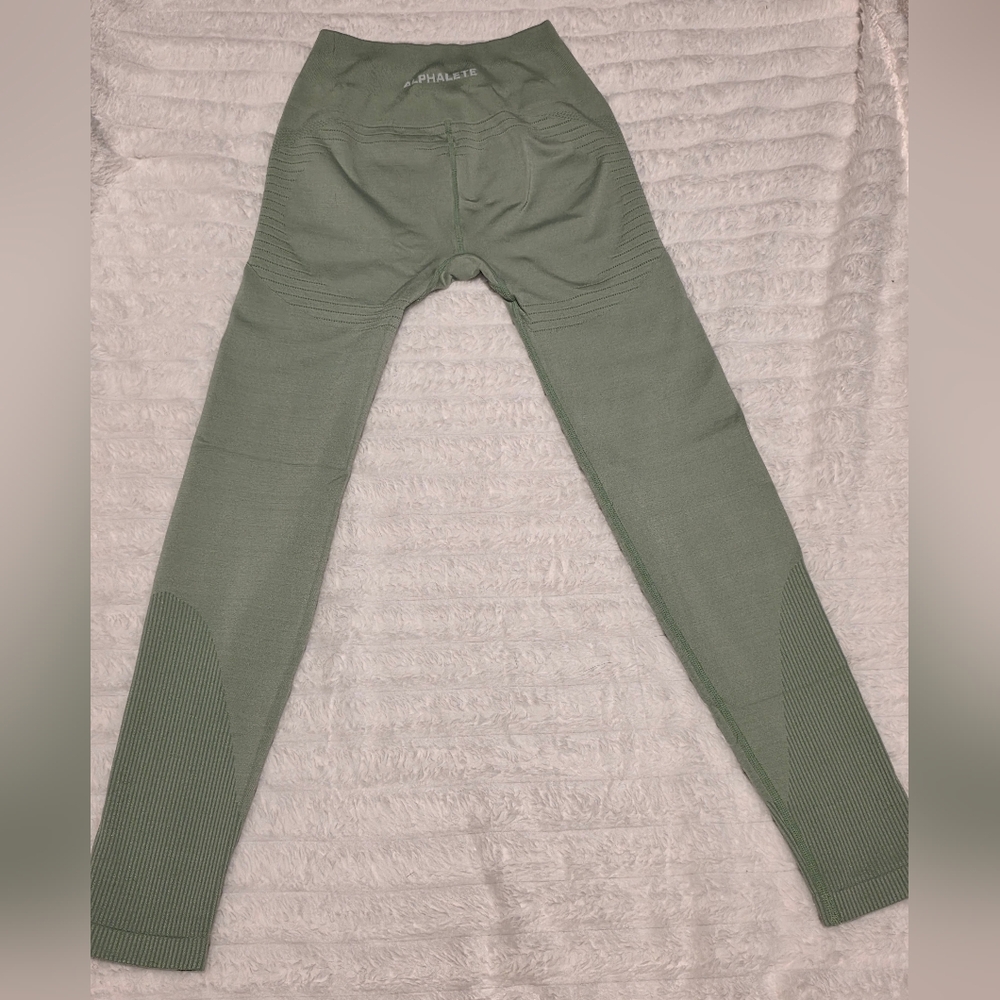 Alphalete Ozone Leggings - Picture 4 of 4